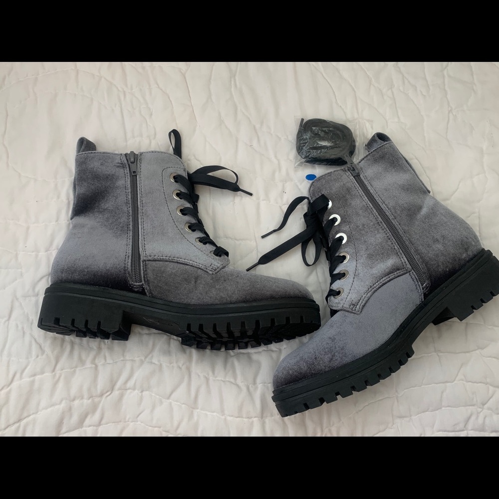 Brand new boots. Velvet material. Women’s size 7